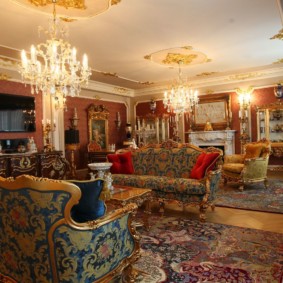 Baroque living room ideas photo