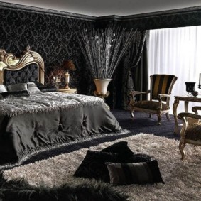 gotik yatak odası