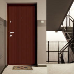 com triar la porta principal per a les opcions de l’apartament