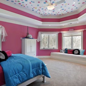 spušteni stropovi u fotografijama ideja za spavaću sobu