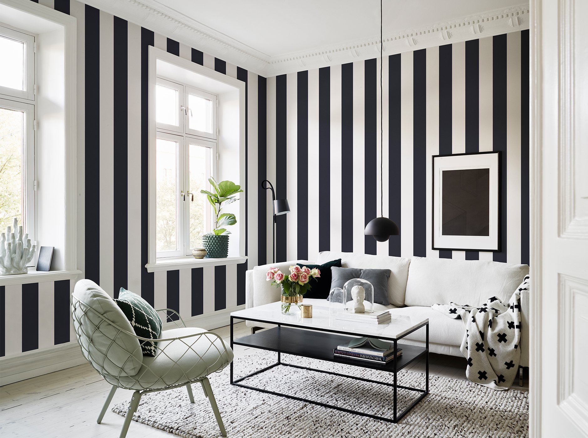 wallpaper in black and white stripes