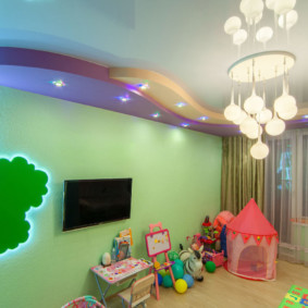illuminazione delle stanze nella decorazione della foto dell'appartamento