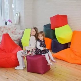 pouf for a children's photo