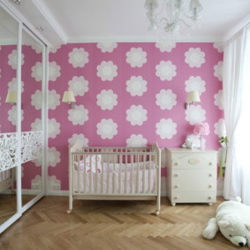 modern wallpaper in the apartment kinds of ideas