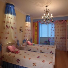 ložnice pro dívky dekorace