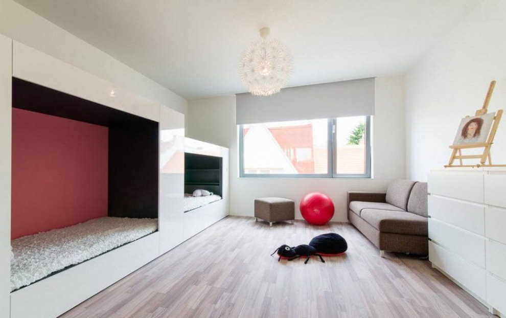 Cameră pentru copii modernă minimalistă