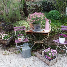 Garden decor with old furniture
