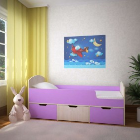 Lilac crib