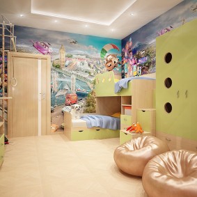 İki çocuk için bir odanın duvarındaki duvar resmi
