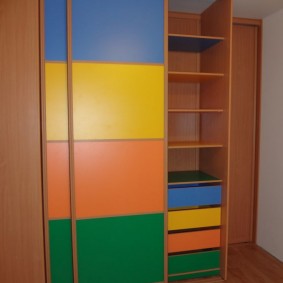 Multi-colored inserts on the cabinet doors