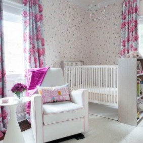 White furniture in the baby room