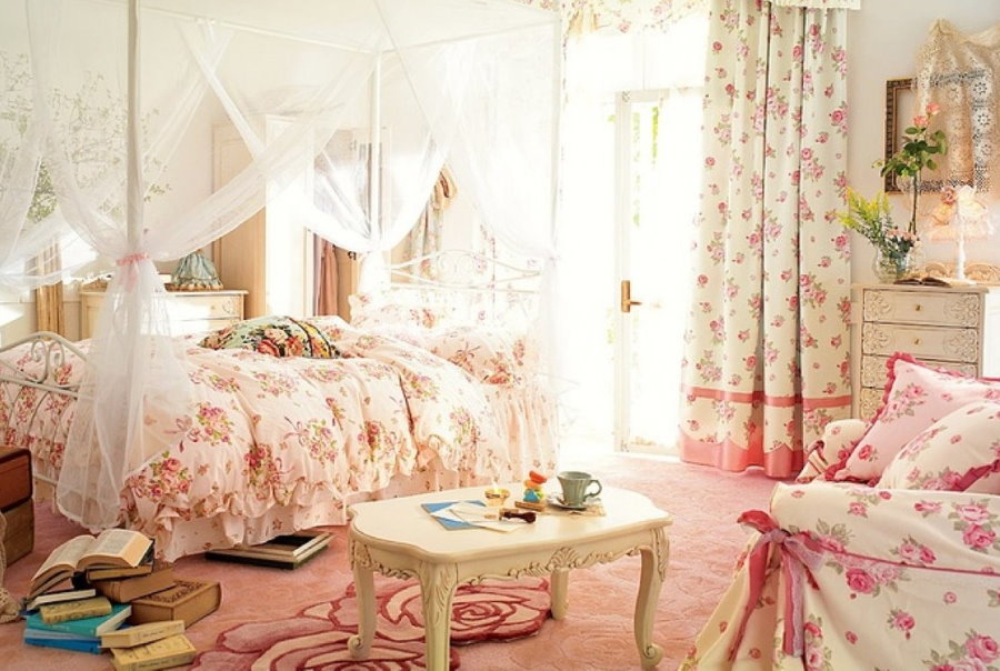 The interior of the nursery for the girl in pink colors