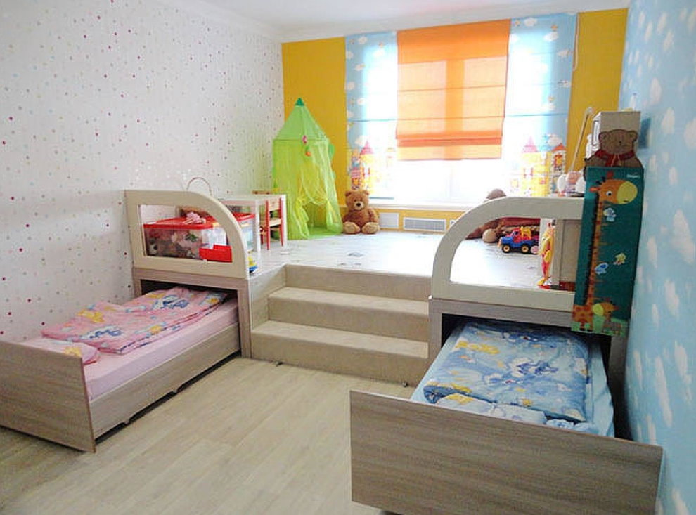 Giường mở rộng trong phòng cho bé gái
