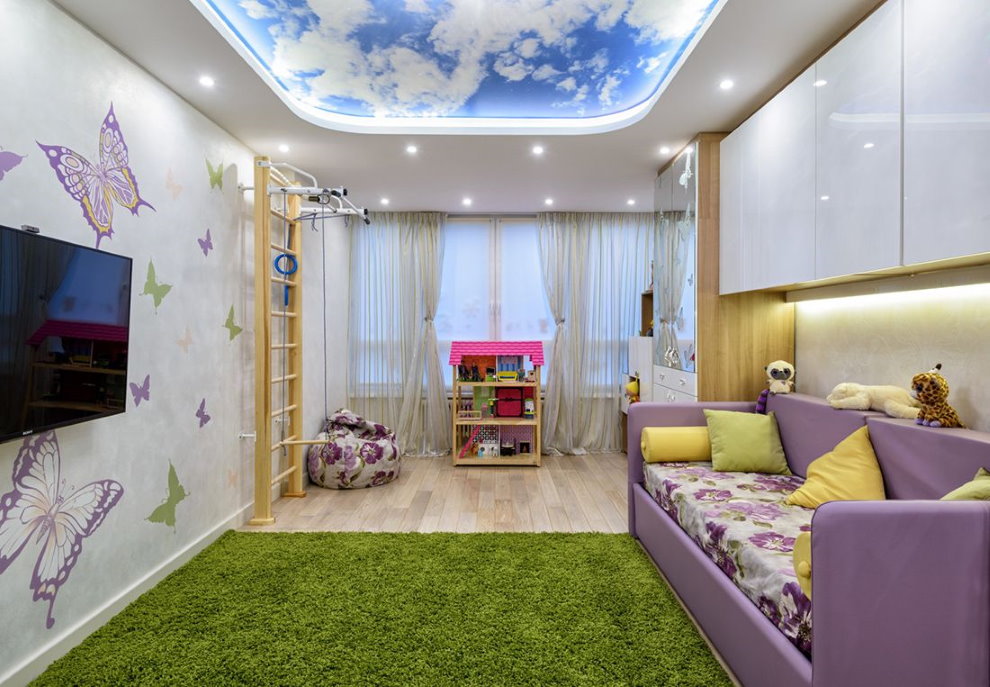 Iluminarea camerei pentru copii cu tavan extensibil