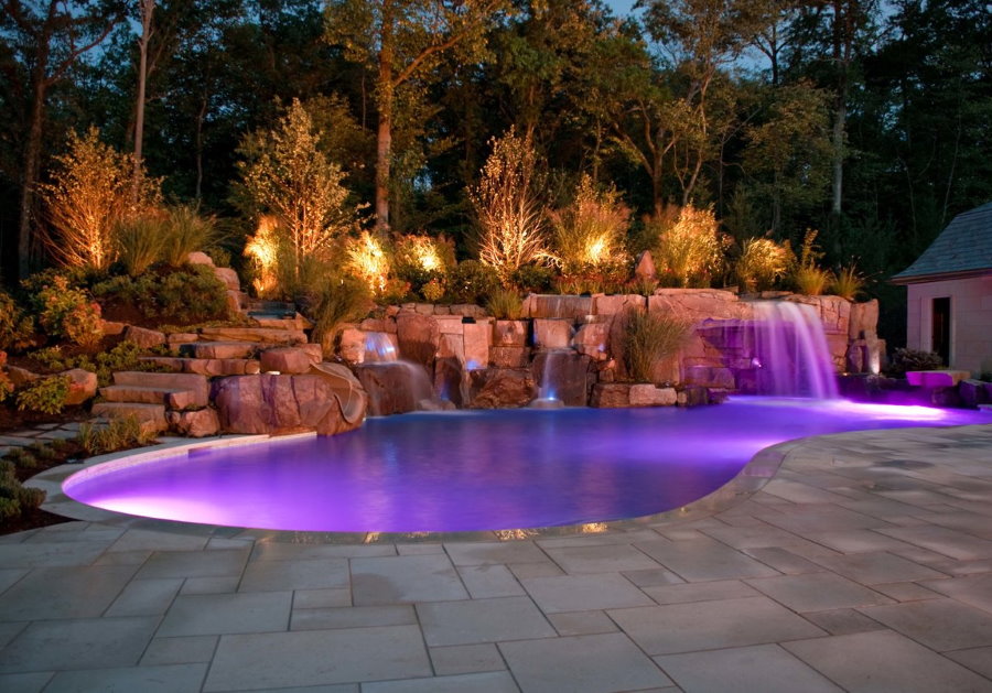 Lighting the territory of a private plot with a pond