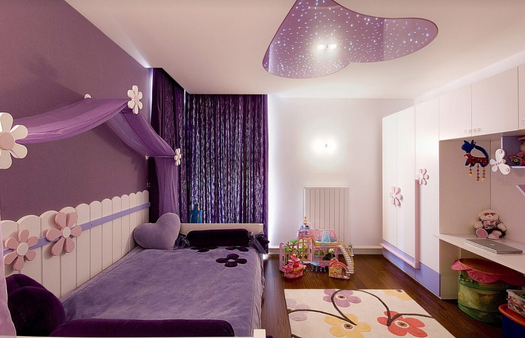 Violet color in the interior of the room for the girl