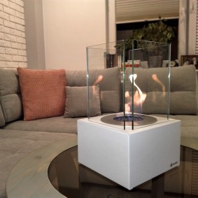 Square shaped portable fireplace