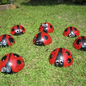 DIY ladybugs na gawa sa kahoy