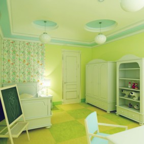 Green shades in the design of the children's room