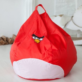 Sac de chaise en rouge et blanc