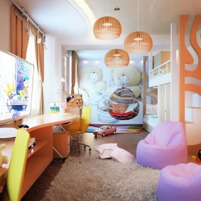 Interior luminos al unei camere moderne pentru copii
