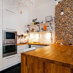 Eco-stijl in het interieur van de keuken