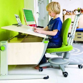 idei de decor pentru copii scaun computer