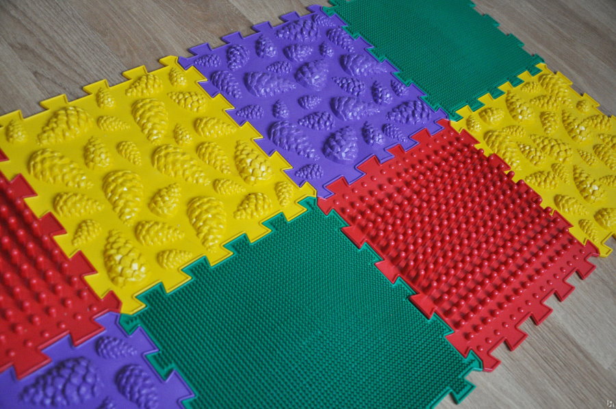 Puzzle de tapis pour enfants avec effet de massage