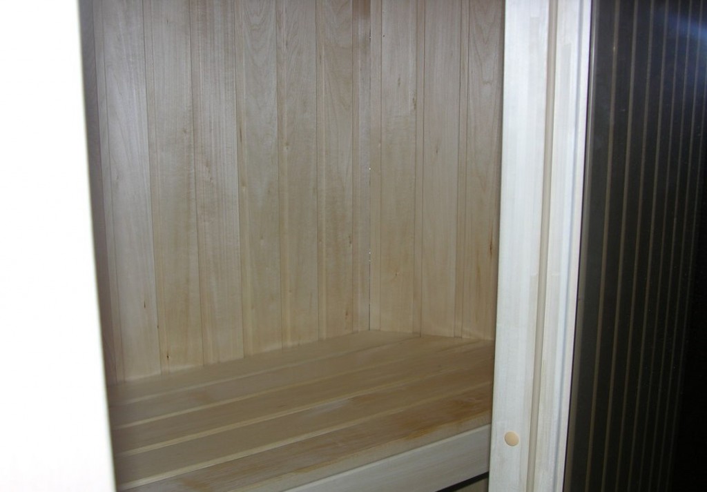 Mini-sauna in de bijkeuken van een tweekamerappartement