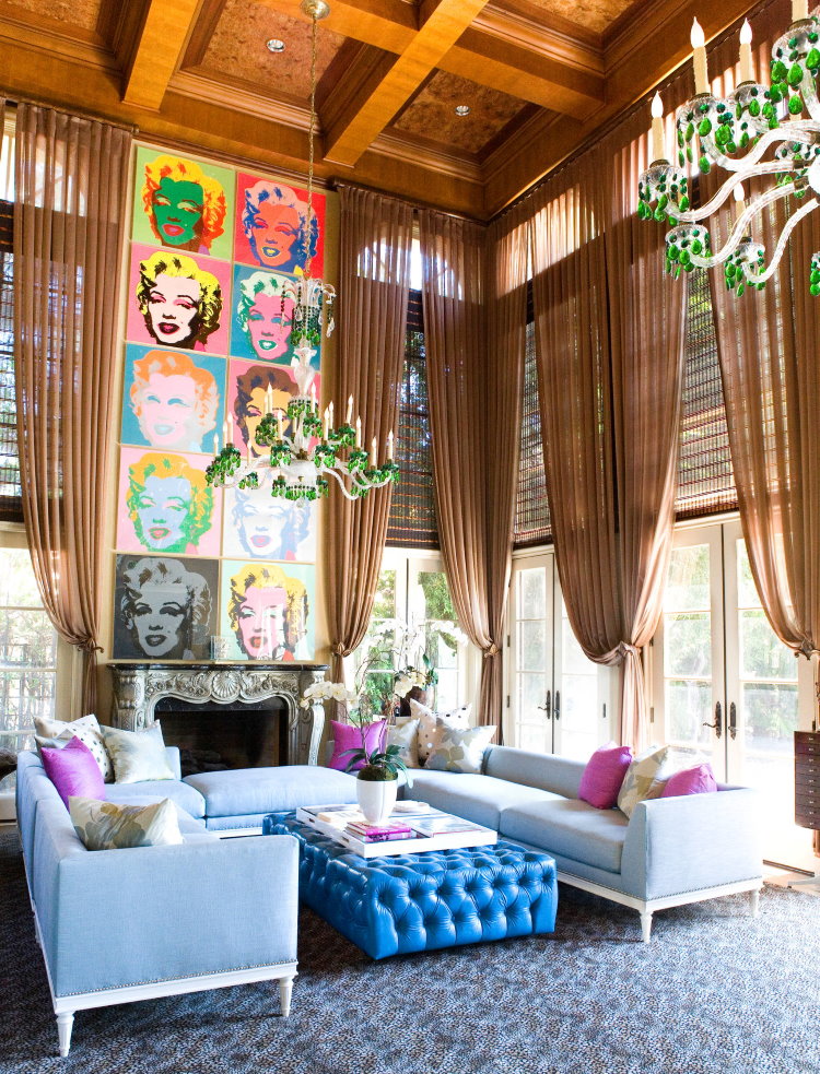 Et utvalg av gardiner til stuen i stil med popkunst