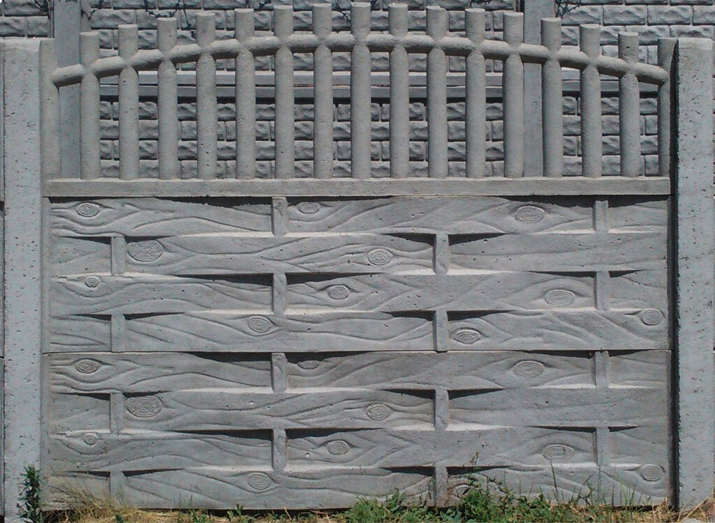 Gray texture of reinforced concrete fence section