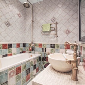 łazienka w pomysłach na dekoracje Chruszczowa