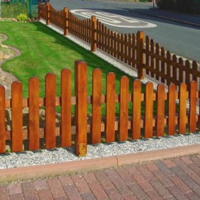 DIY decorative fence photo