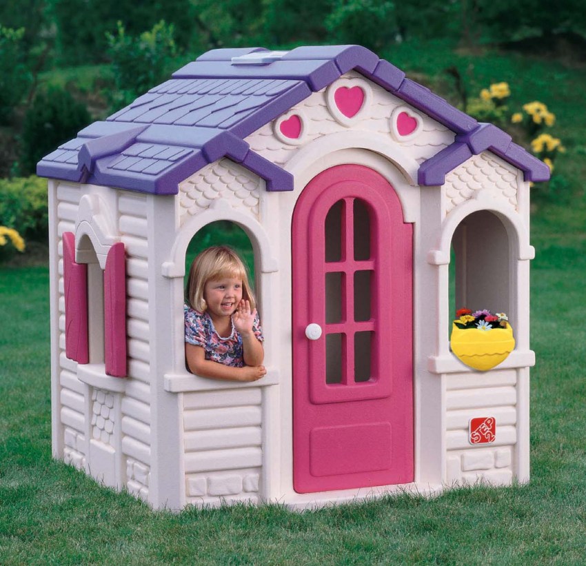 plastic house for children