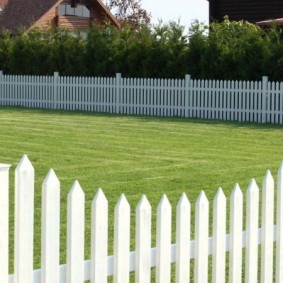 decorative garden fence design options