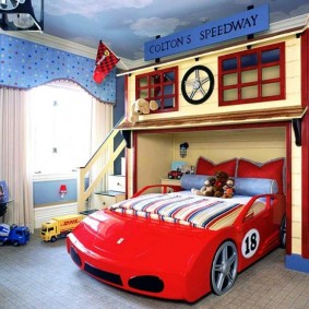 house for boy racing car