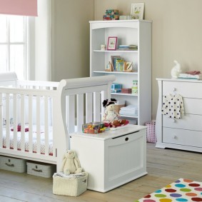 Modulare Möbel in einem Babyzimmer