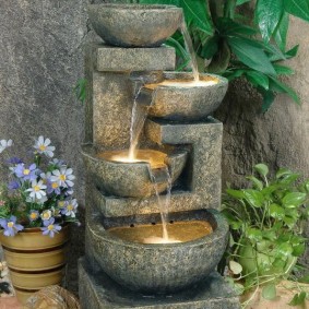 Ceramiczny wodospad domowy