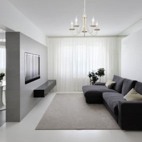 Sofa kelabu minimalis