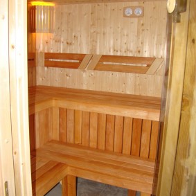 Panloob ng isang maliit na sauna sa apartment