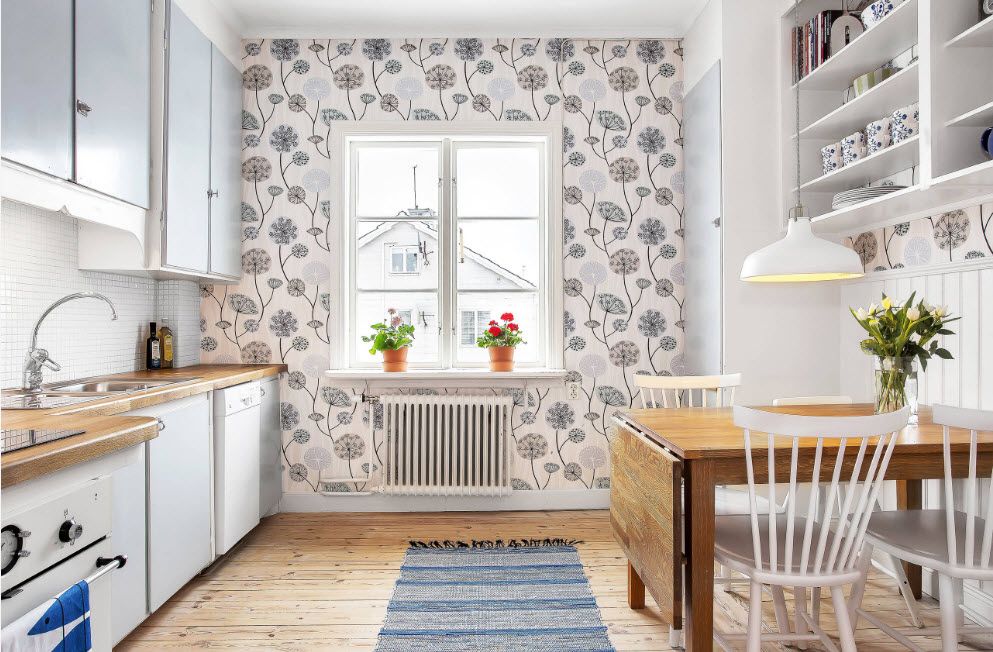 wallpaper on a small kitchen in a flower