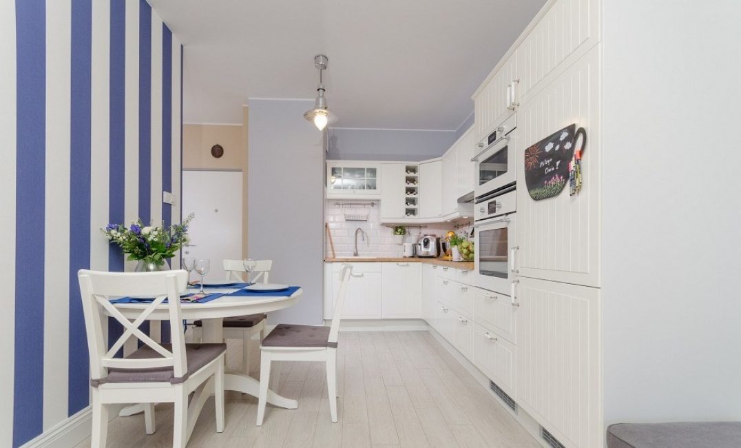striped wallpaper for a small kitchen