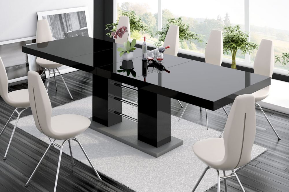 Fekete téglalap alakú asztal