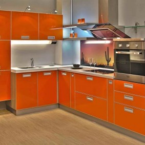virtuves remonts 9 kvadrātmetru platībā ar foto interjeru