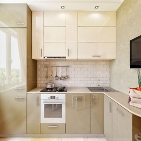 virtuves remonts ar 9 kvadrātmetru lielu fotogrāfiju veidu