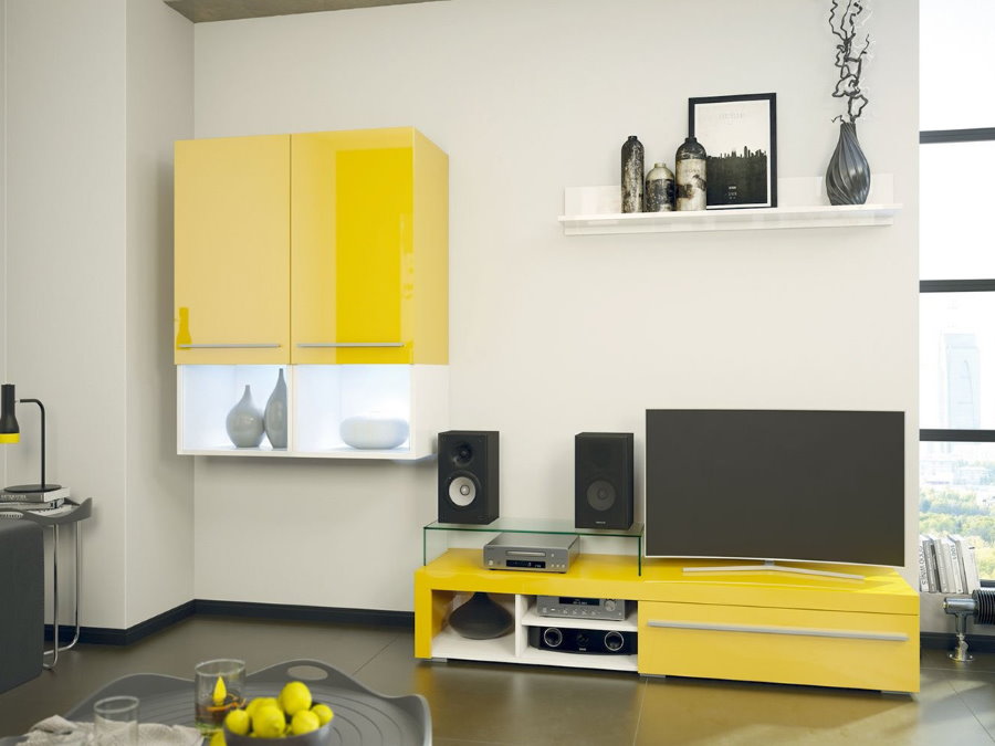 Facciate gialle di mobili componibili per soggiorno